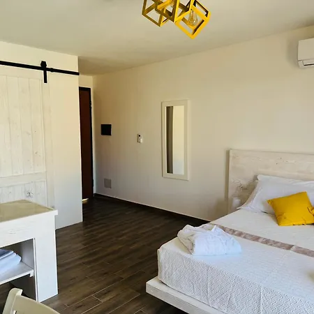 Sa Iba Resort Tertenia Exterior photo